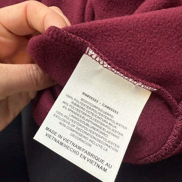 NWOT Nike Women’s Virginia Tech Therma-Fit Full-Zip Hoodie – Size Medium - Picture 7 of 9